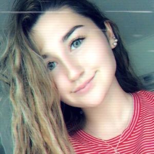 Meet your Posher, Livia